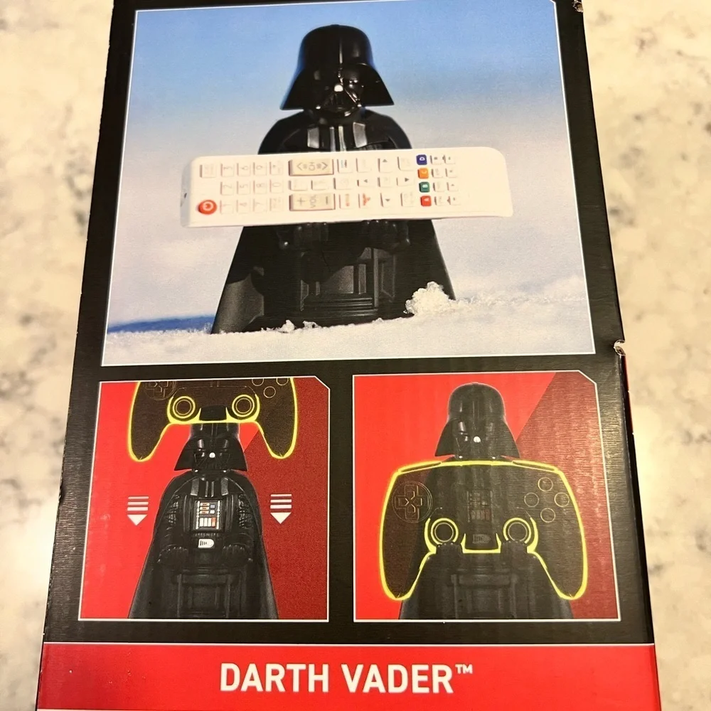Star Wars Darth Vader Cable Guys Game Controller and Phone Holder Station New!